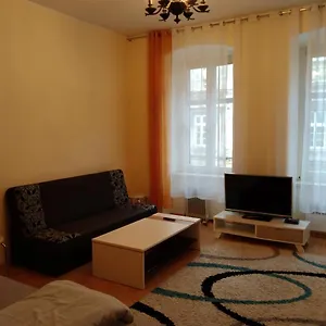 pokoj-w-samym-centrum-wroclawiablisko-centrum.hotelswroclaw.com/